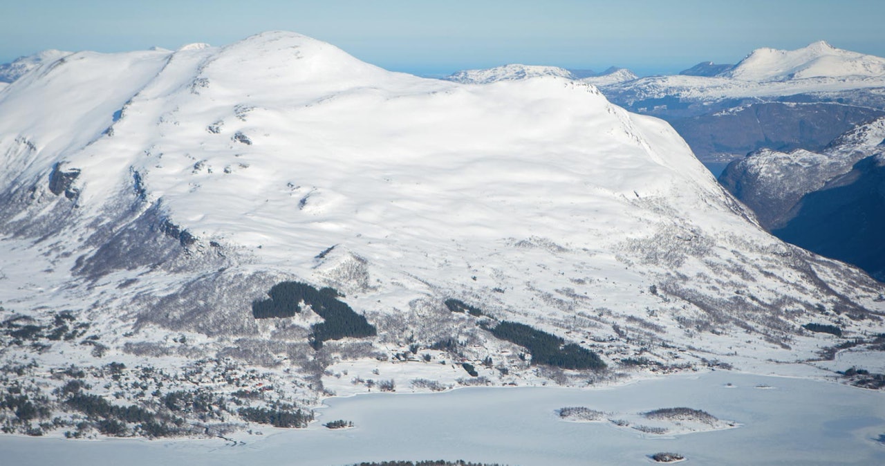 Ruta opp og ned frå Fausaskiftet. Foto: Håvard Myklebust. Ruta opp og ned frå Fausaskiftet. Foto: Håvard Myklebust.