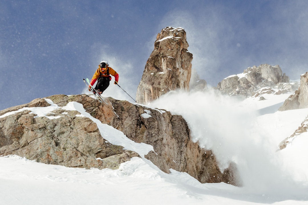 KLIPPEHOPPEREN: Stinius Skjøtskift er stort sett på jakt etter klipper og hopp når han står på ski. Bilde: Gard Gauteplass Stinius SKjøtskift Chamonix Flegere Versus