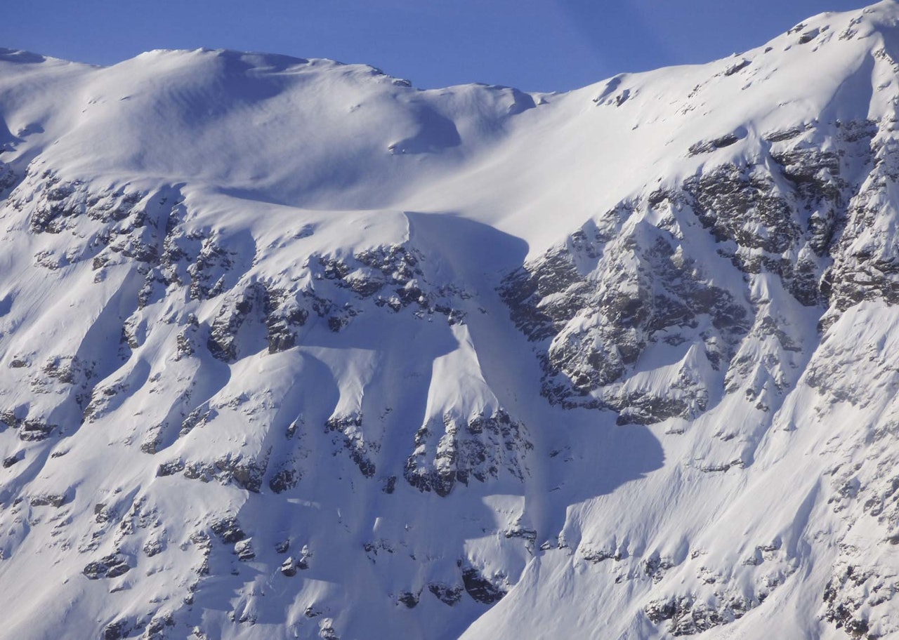 Topptur til Kråktindan. Fra Toppturer rundt Harstad Topptur til Kråktindan. Fra Toppturer rundt Harstad