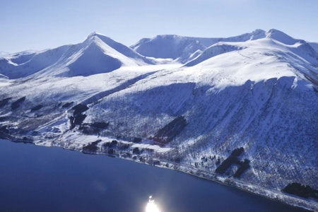 Middagstinden 923 moh fra Toppturer rundt Harstad Middagstinden 923 moh fra Toppturer rundt Harstad