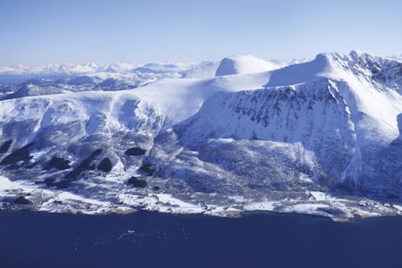 Horntindan 910 moh fra Toppturer rundt Harstad Horntindan 910 moh fra Toppturer rundt Harstad