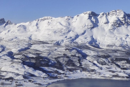 Stortinden 1021 moh fra Toppturer rundt Harstad