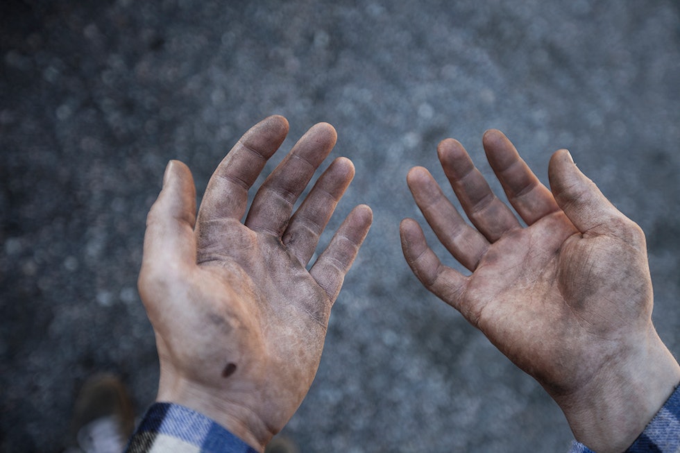 hand hand