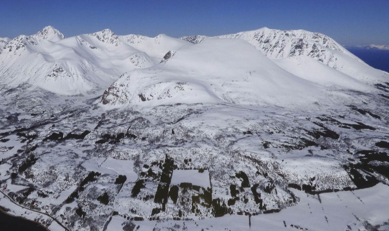 Lundenesgalten 782 moh fra Toppturer rundt Harstad