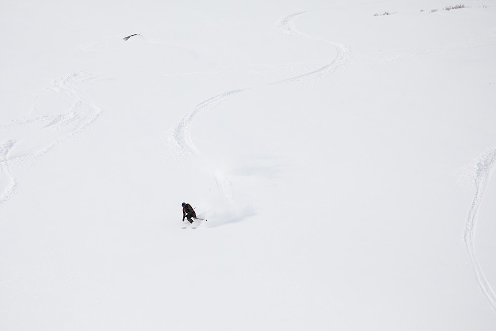 UNDER UFO´ N: …er det lokale navnet på dette området, som også er like over Myra. Så veit du det. Foto: Tore Meirik Oppdal topptur korona ski