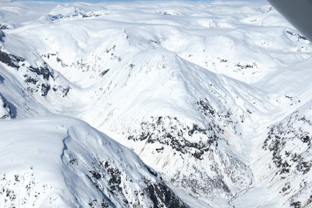 Barnakona frå nord. / Toppturar i Sogn. Barnakona frå nord. / Toppturar i Sogn.