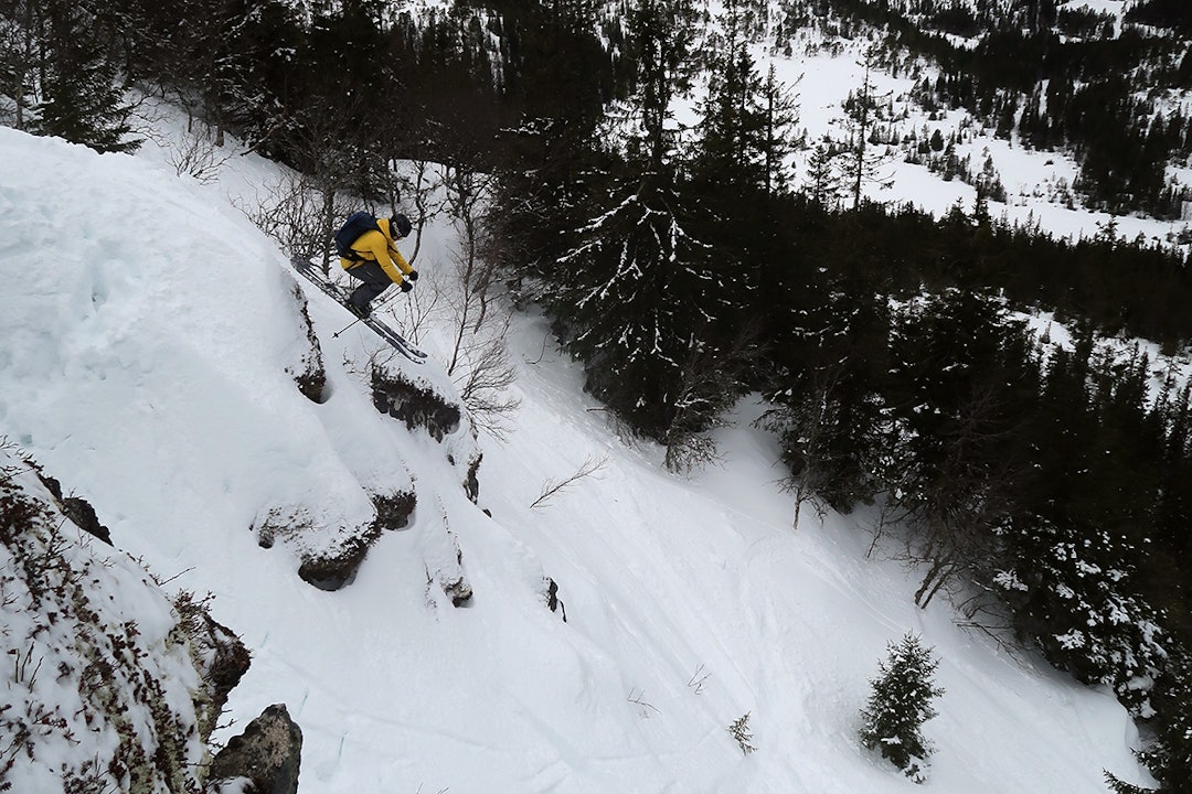 SKIKJØRING: Christian Widén-Björk nyter dagene på Gråkallen. Foto: Bård Smestad Gråkallen