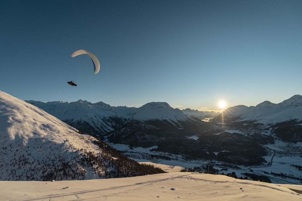 Dersom snøforholdene ikke skulle lokke kan du bli med på en flytur. Foto: Filip Zuan. 0-takeoff