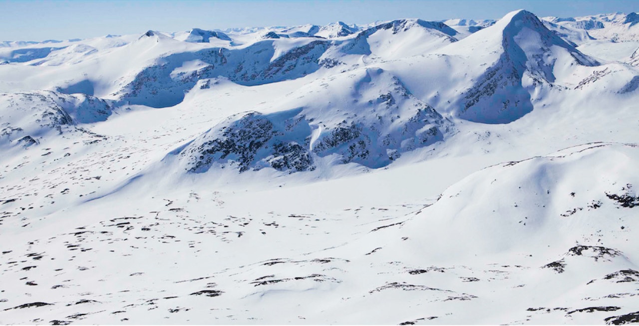 Puttegga sett fra nordøst. Foto: Espen Schive/Toppturer i Norge Tafjordfjella Topptur Puttegga