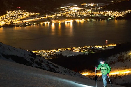 Klassisk hovudlykttur til det sentrumsnære Vallahornet. Foto: Håvard Myklebust Klassisk hovudlykttur til det sentrumsnære Vallahornet. Foto: Håvard Myklebust