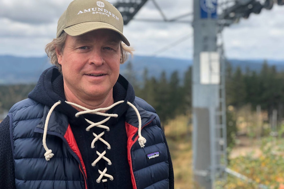 Espen Bengston vil ikke ta betalt for at randoutøverne går i bakken, men han vil at de skal følge traseen og ikke gå utenom åpningstidene. Foto: Anders Holtet avslutter-skisesongen-i-oslo-vinterpark-en-spesiell-opplevelse-crop1280