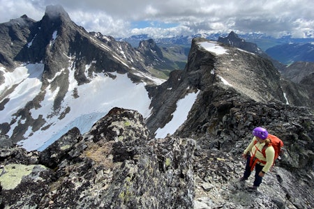 HURRUNGANE: Søre Dyrhaugstind. Foto: Tore Meirik Søre dyrhaugstind