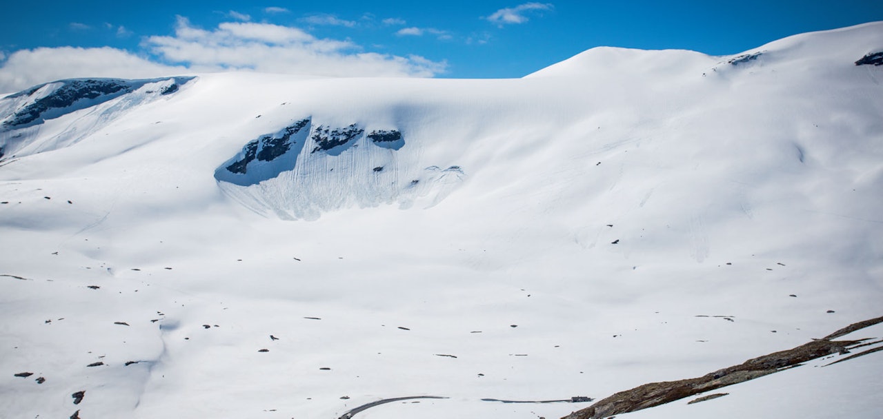 Ruta opp og ned frå Blåtinden. Foto: Håvard Myklebust. Ruta opp og ned frå Blåtinden. Foto: Håvard Myklebust.