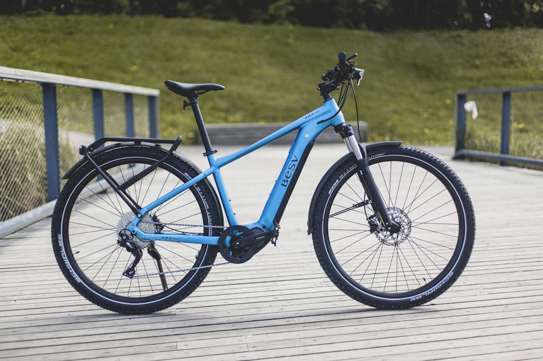 TESTVINNER: Elsykkelen Besv TRX Urban er knakende god både på asfalt og grus. Foto: Kristoffer H. Kippernes. test besv trx urban elsykkel