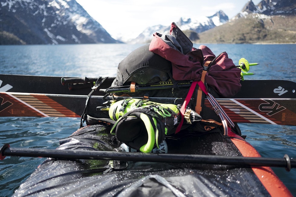 LOFOTFISKE: Packraften har åpnet en ny verden av muligheter. Jeg kan nå, nå linjer som jeg ellers måtte ha leid meg en båt for å nå. Andreas Køhn