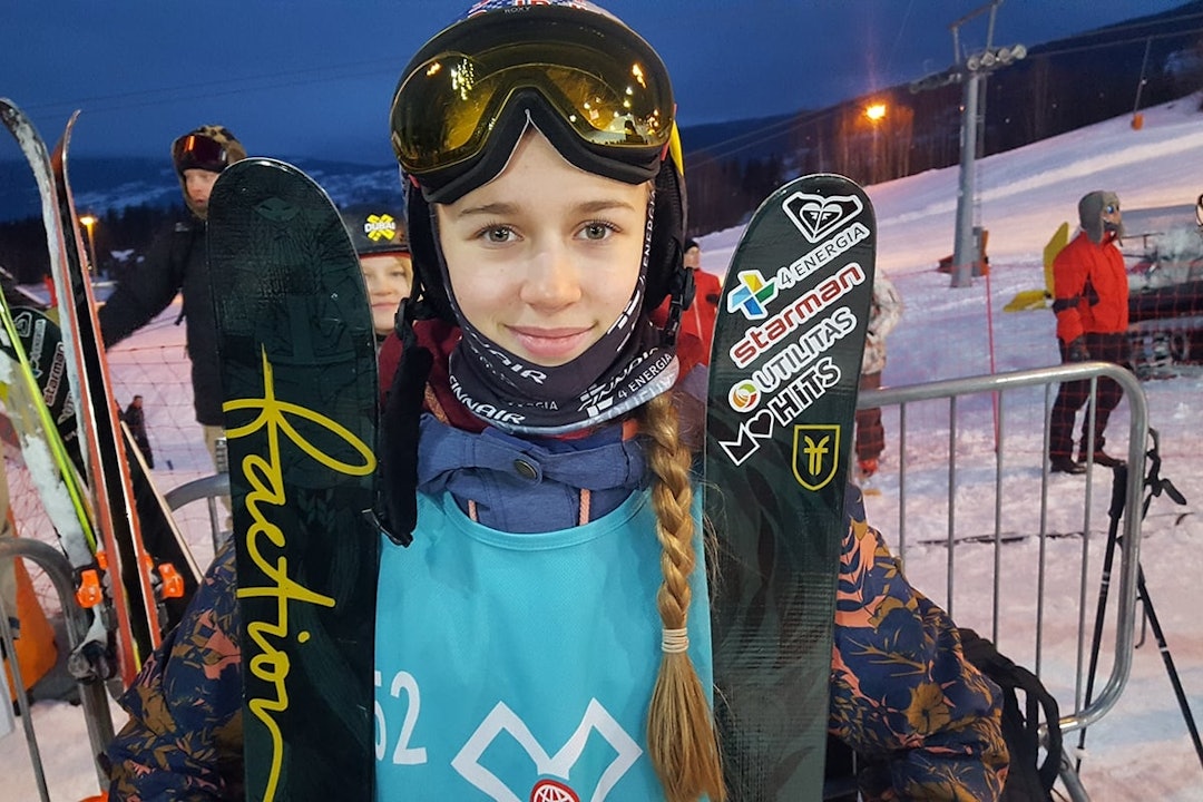 TALENT: Kelly Sildaru vant X Games allerede som 13-åring. Her fra da Fri Flyt møtte henne og faren i 2017. Foto: Anders Holtet Kelly Sildaru