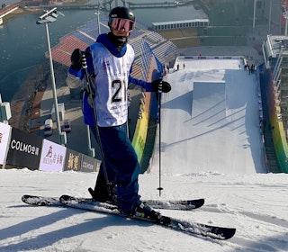 VENDER TILBAKE: I 2019 skadet Sebastian Schjerve seg stygt på «OL-hoppet». Nå drar han tilbake for å gjøre revansj på arenaen i Beijing. Foto: Christoffer Schach