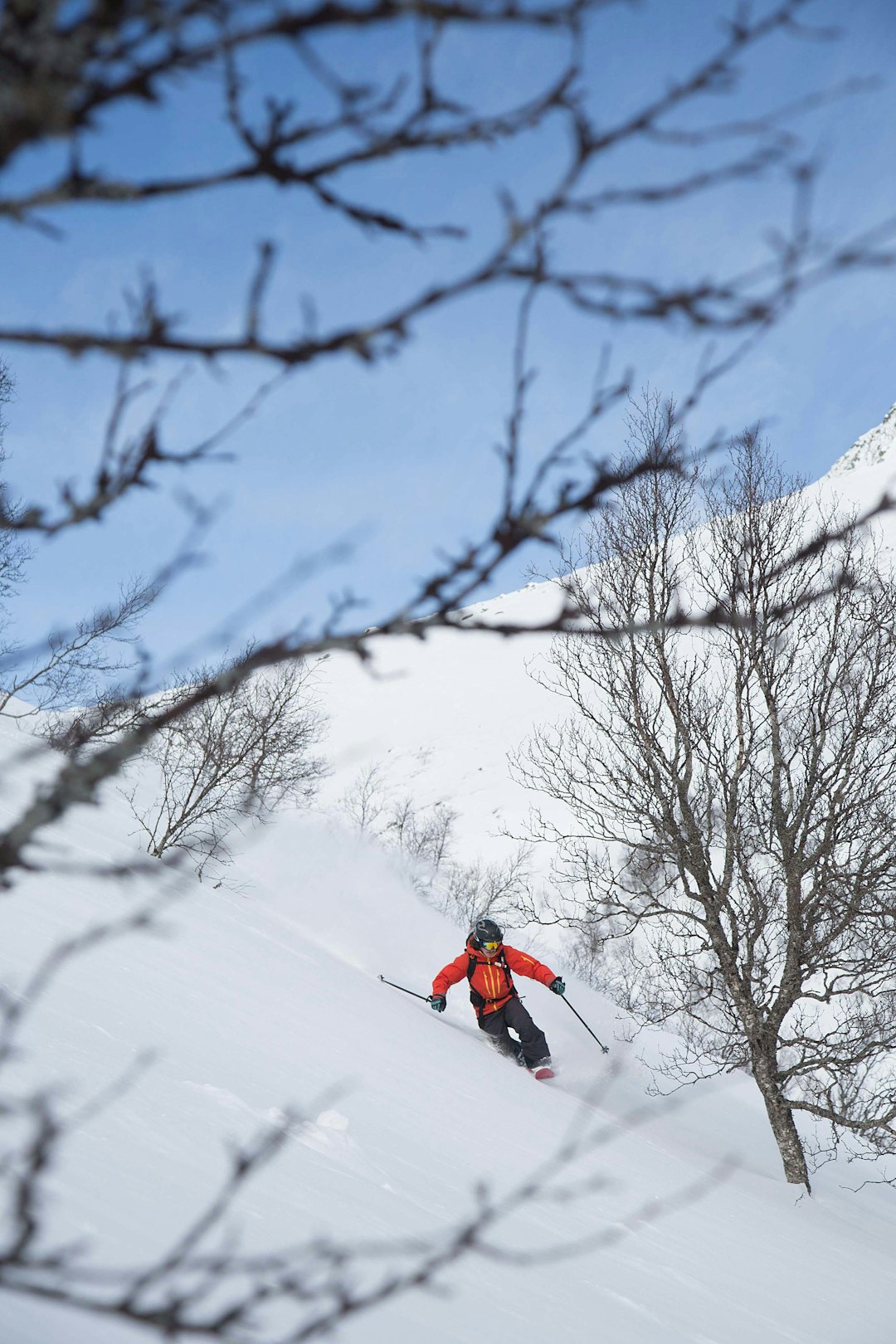 HJEMMEKJÆR: Sondre Loftsgarden bor i Sogndal, men om det snør hjemme i Rauland, er han ikke vond å be om å kaste seg i bilen hjemover. Foto: Thomas Kleiven