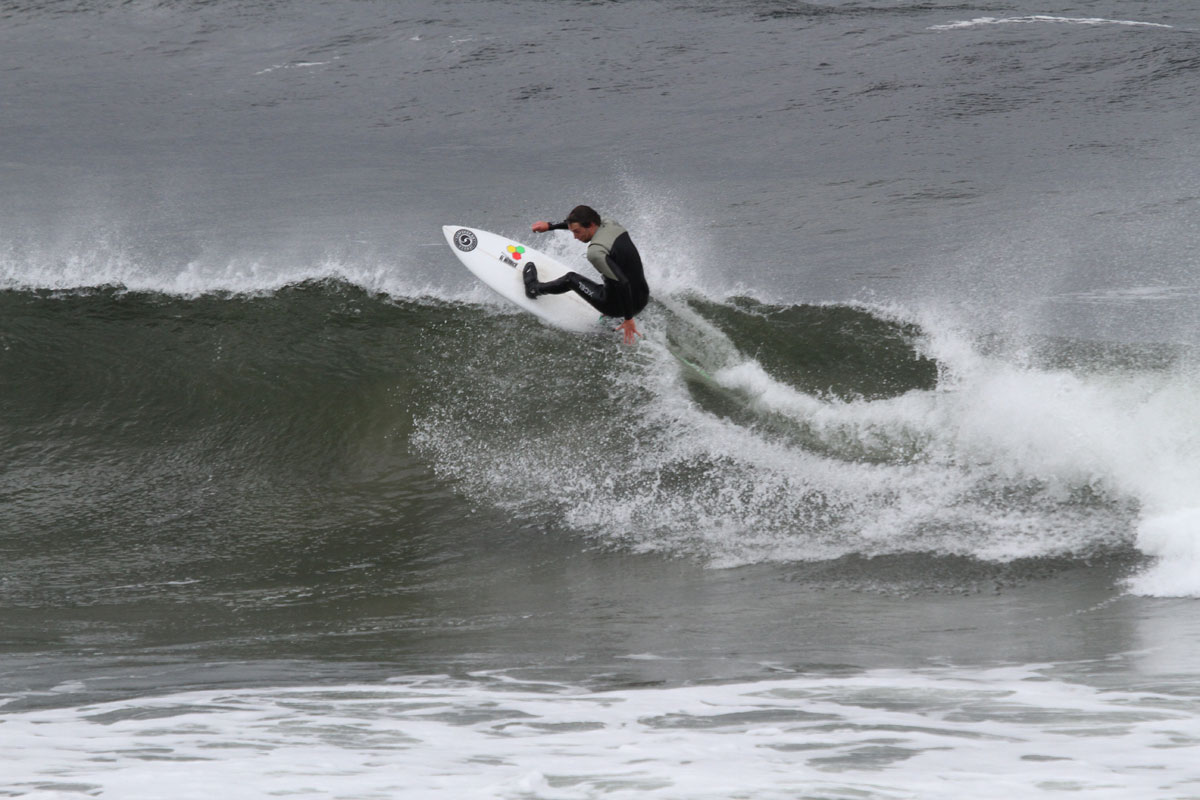 STAD: En av Norges beste surfspots er i Hoddevika på Stadtlandet. Foto: Maria Tornes