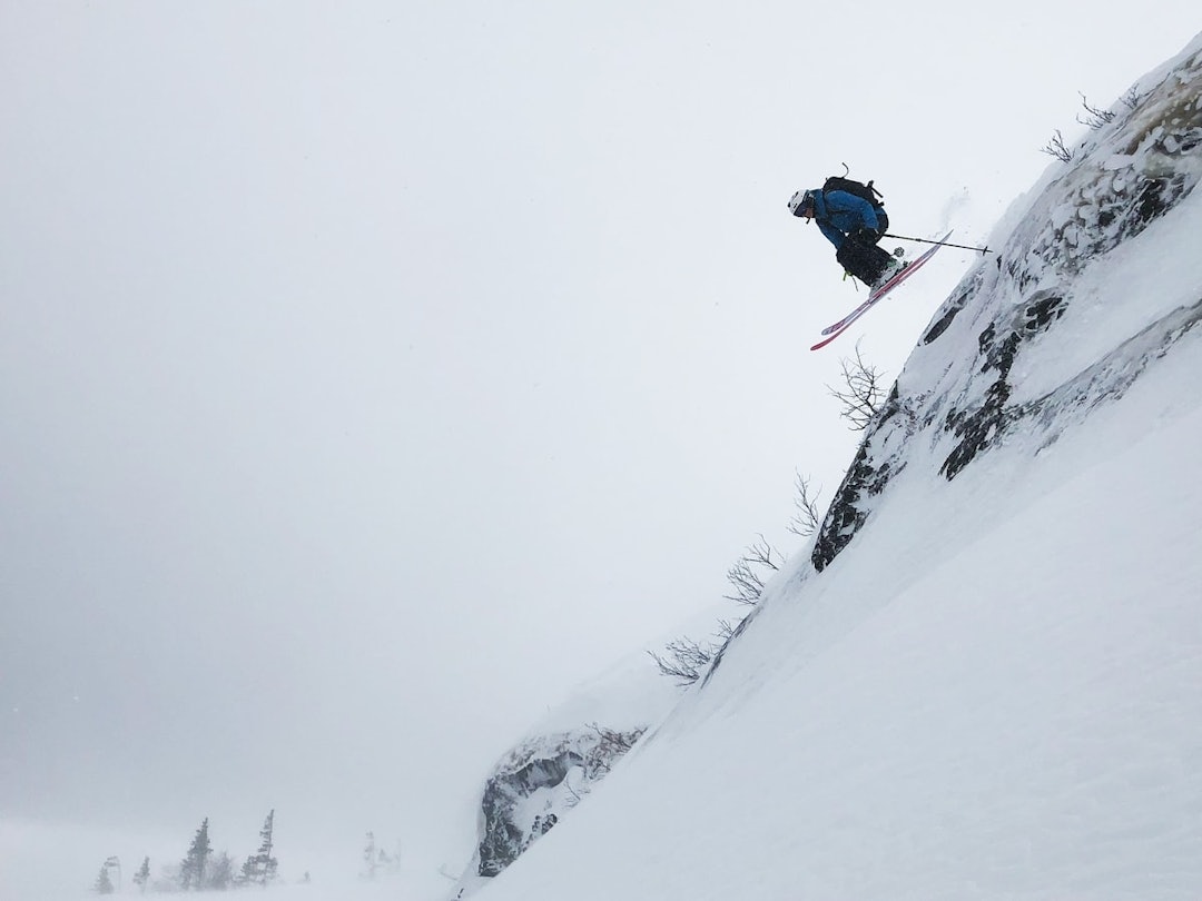 STORFONNA: Heidi Pallin Aaring på vei ut Storfonna i Meråker, selv om både lys og landing er flat. Foto: Tore Meirik STORFONNA: Heidi Pallin Aaring på vei ut Storfonna i Meråker, selv om både lys og landing er flat. Foto: Tore Meirik