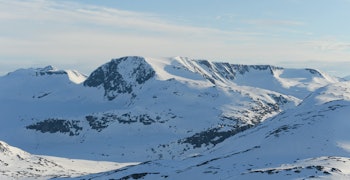 Blåisen fra nordøst. Foto: Rune Dahl / Toppturer rundt Narvik. Blåisen fra nordøst. Foto: Rune Dahl / Toppturer rundt Narvik.
