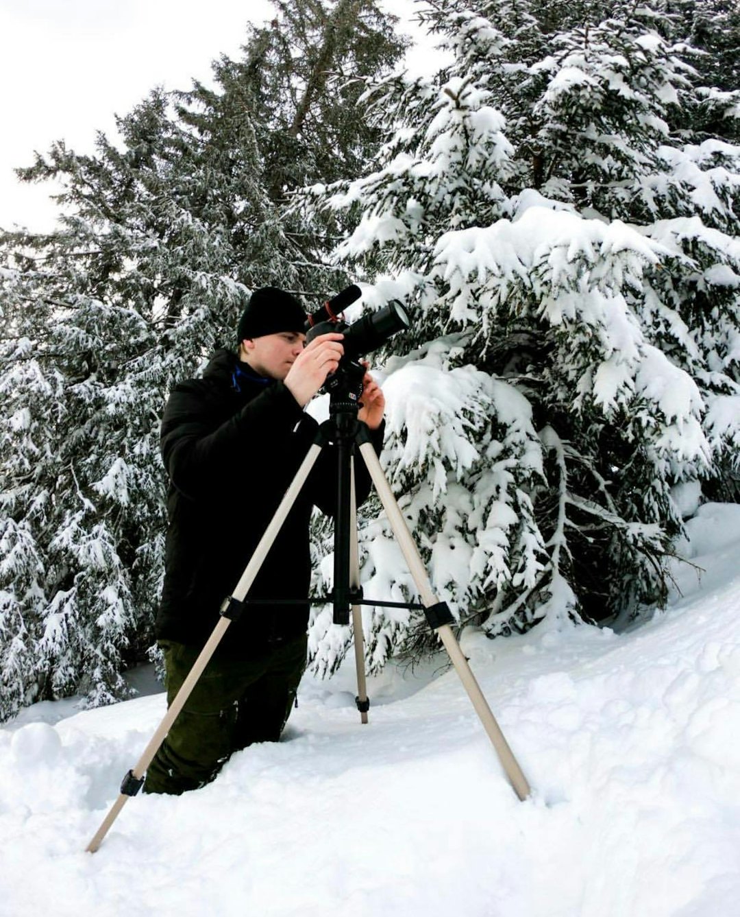REGISSØR: Knut August Svisdal har sittet bak spakene og kameraet i produksjonen som er gjort i samarbeid med Fri Flyt. Knut August Svisdal