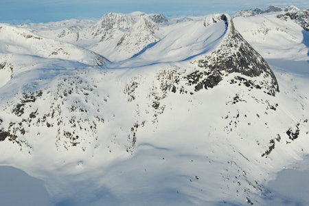 Vomtinden fra nordvest. Foto: Rune Dahl / Toppturer rundt Narvik.