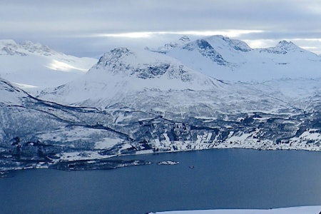 Nonsfjellet fra nord. Foto: Geir-Hugo Hanssen / Toppturer rundt Narvik.