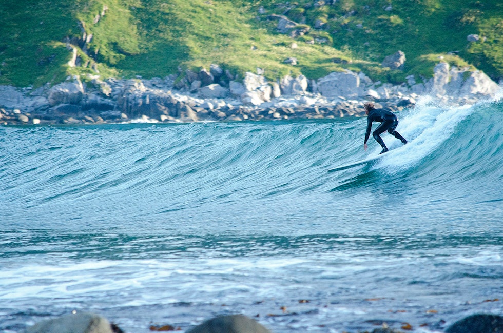 NIVÅ: Hoddevika har varierende nivå på bølgene, og er fint for nybegynnere - særlig på sommeren. Ellers på sesongen er det også fint for erfarne. Foto: Lapoint Surf Hoddevika