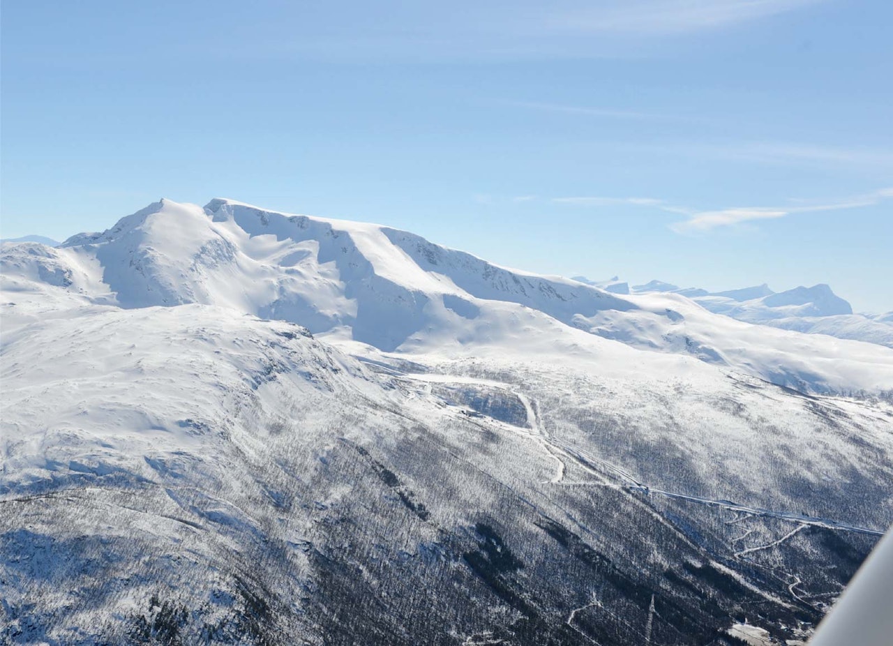 Simlefjellet fra nordøst. Foto: Rune Dahl / Toppturer rundt Narvik.