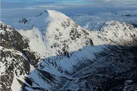 Durmålstinden fra nordøst. Foto: Rune Dahl / Toppturer rundt Narvik. Durmålstinden fra nordøst. Foto: Rune Dahl / Toppturer rundt Narvik.
