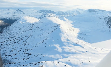 Loasevárri fra øst. Foto: Rune Dahl / Toppturer rundt Narvik.