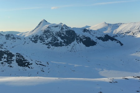 Huinnarčohkka fra sør. Foto: Rune Dahl / Toppturer rundt Narvik.