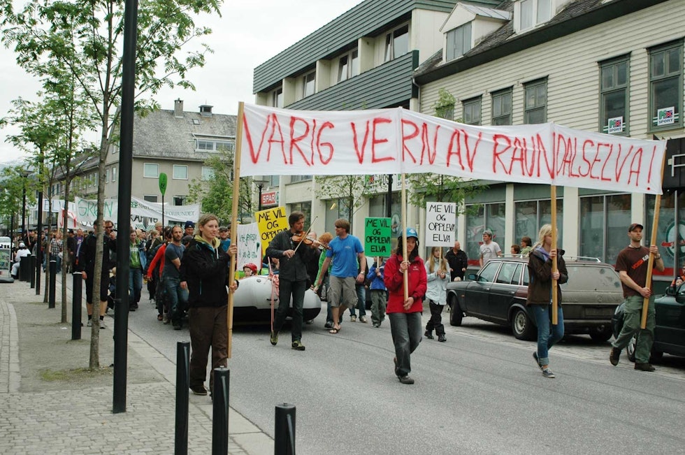 Padling-Voss-Demonstrasjon-3