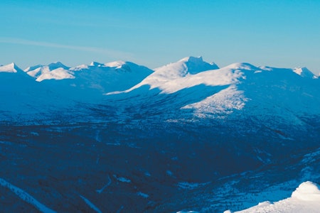 Døntinden 1676 moh fra toppturer i Romsdalen