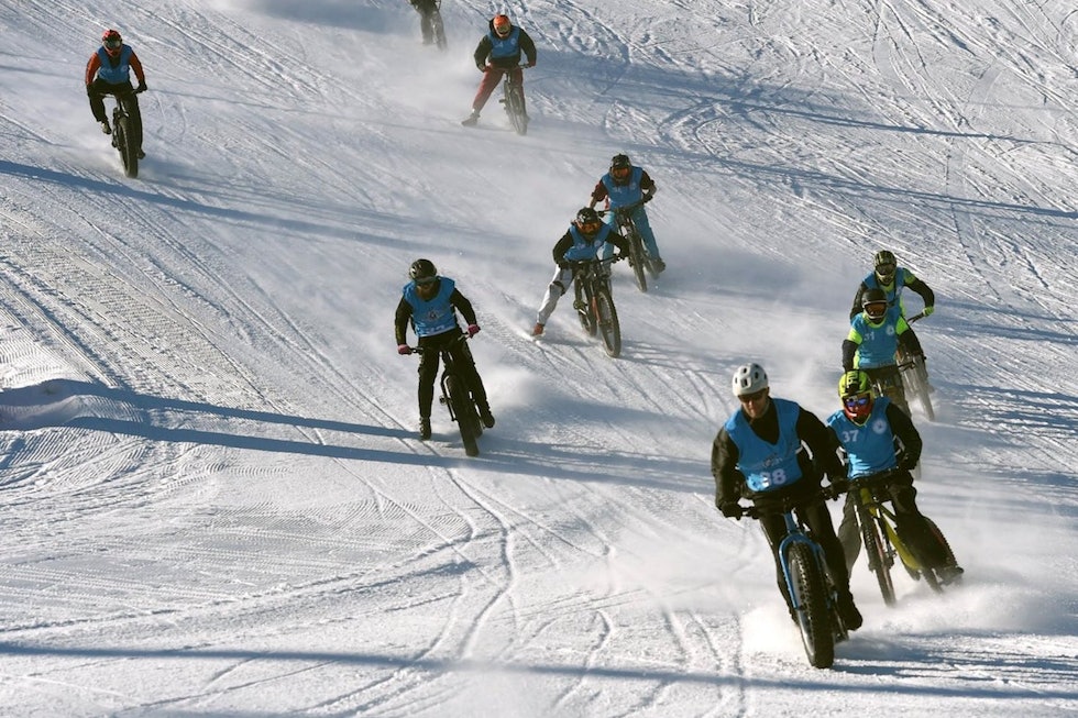 I år blir det førstemann i mål som gjelder både i kvalik og finale på sykkelutfor under Snowstock. Foto: NiceShot.no Snowstock 2017 - Foto Nice Shot 1200x800
