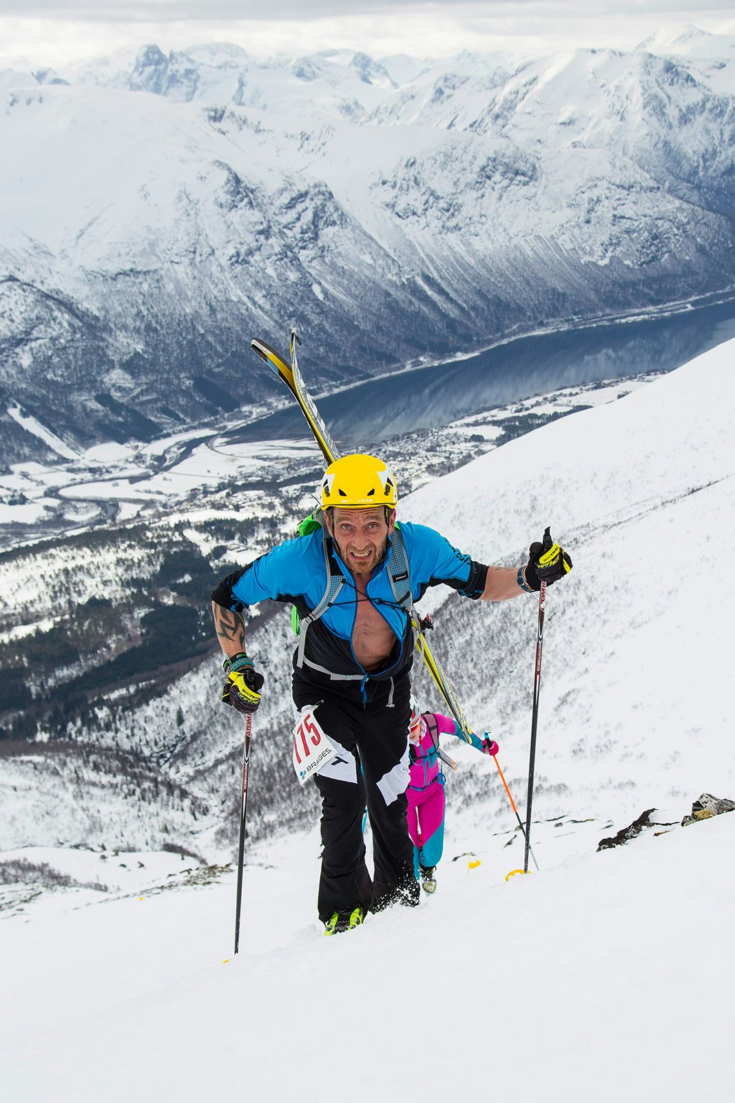 Krevende men verdt slitet. Foto: Daniel Kvalvik Romsdal Rando 2017 Foto Daniel Kvalvik 1200x