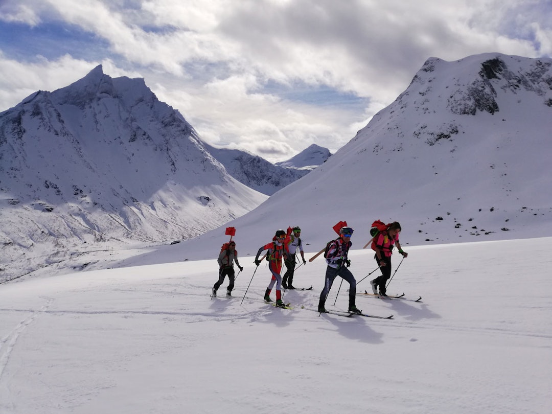 LØYPESJEKK: Arrangørstaben i ferd med å sjekke og stikke løypa til lørdagens norgesmesterskap i randonée i Romsdalen. Foto: Ola Hovdenak LØYPESJEKK: Arrangørstaben i ferd med å sjekke og stikke løypa til lørdagens norgesmesterskap i randonée i Romsdalen. Foto: Ola Hovdenak