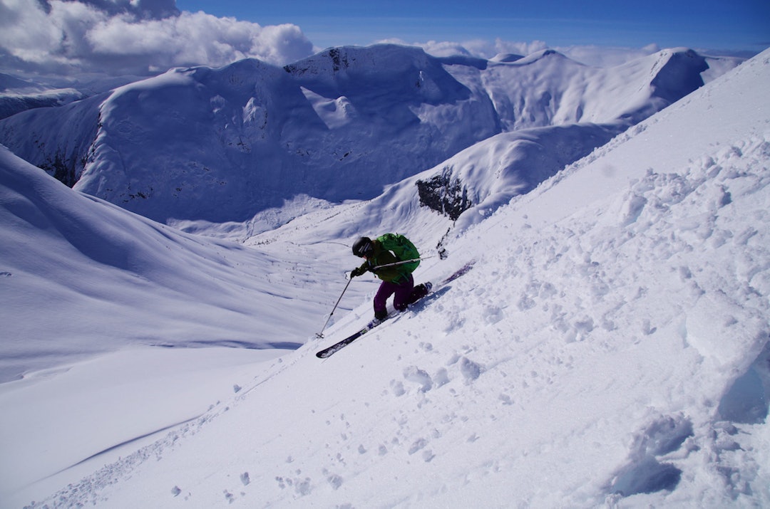 Mye terreng å boltre seg i. Foto: Brit Siv Fimland Jølstravanet Rundt utfor 1 - Foto Brit Siv Fimland 1200x795