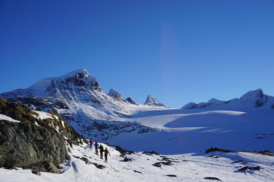 Årets turmeny bød på flere nye innslag, fra toppturkurs for nybegynnere til kurs i brekryssing. Foto: Kjersti Kvamme Lom Skifestival 2018 1 - Foto Kjersti Kvamme 1200x800