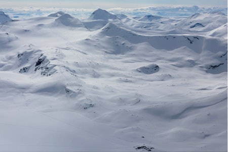 Midtre Høgvagltind sett fra nord. Foto: Thomas B. Svendsen. / Trygge toppturer Midtre Høgvagltind sett fra nord. Foto: Thomas B. Svendsen. / Trygge toppturer