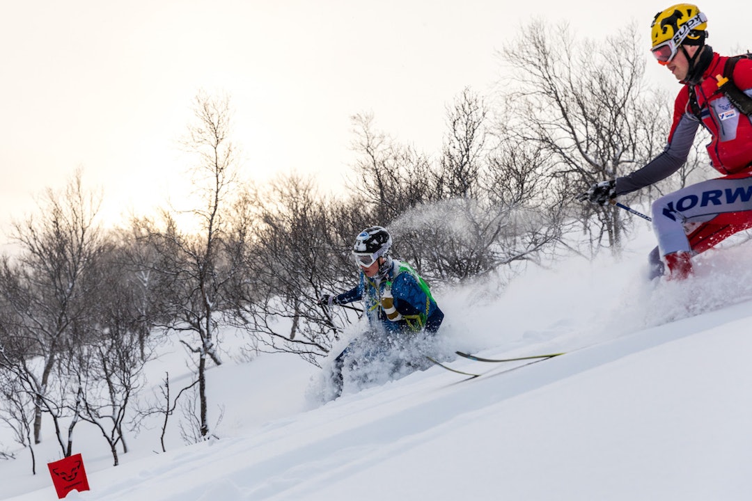 Hans-Inge Klette (blå) debuterte i Norgescupen med å slå landslagets Glenn Tore Løland på Bjorli. Hans-Inge Klette og Glenn Tore Løland -Foto Haakon Funderud Lundkvist 1200x800