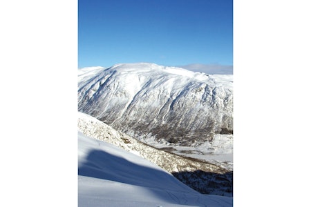 Standafjellet frå sør. / Toppturar i Sogn. Standafjellet frå sør. / Toppturar i Sogn.