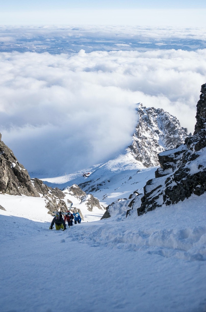 SKIFTENDE VÆR: Skyene og solen skifter på å vinne. SKIFTENDE VÆR: Skyene og solen skifter på å vinne.