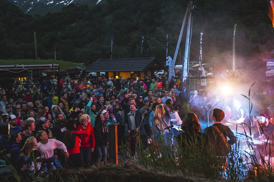 Konserter og fest er selvsagt en del av programmet. Foto: Olav Standal Tangen Strynefesstivalen 2017 - Olav Standal Tangen 1200x