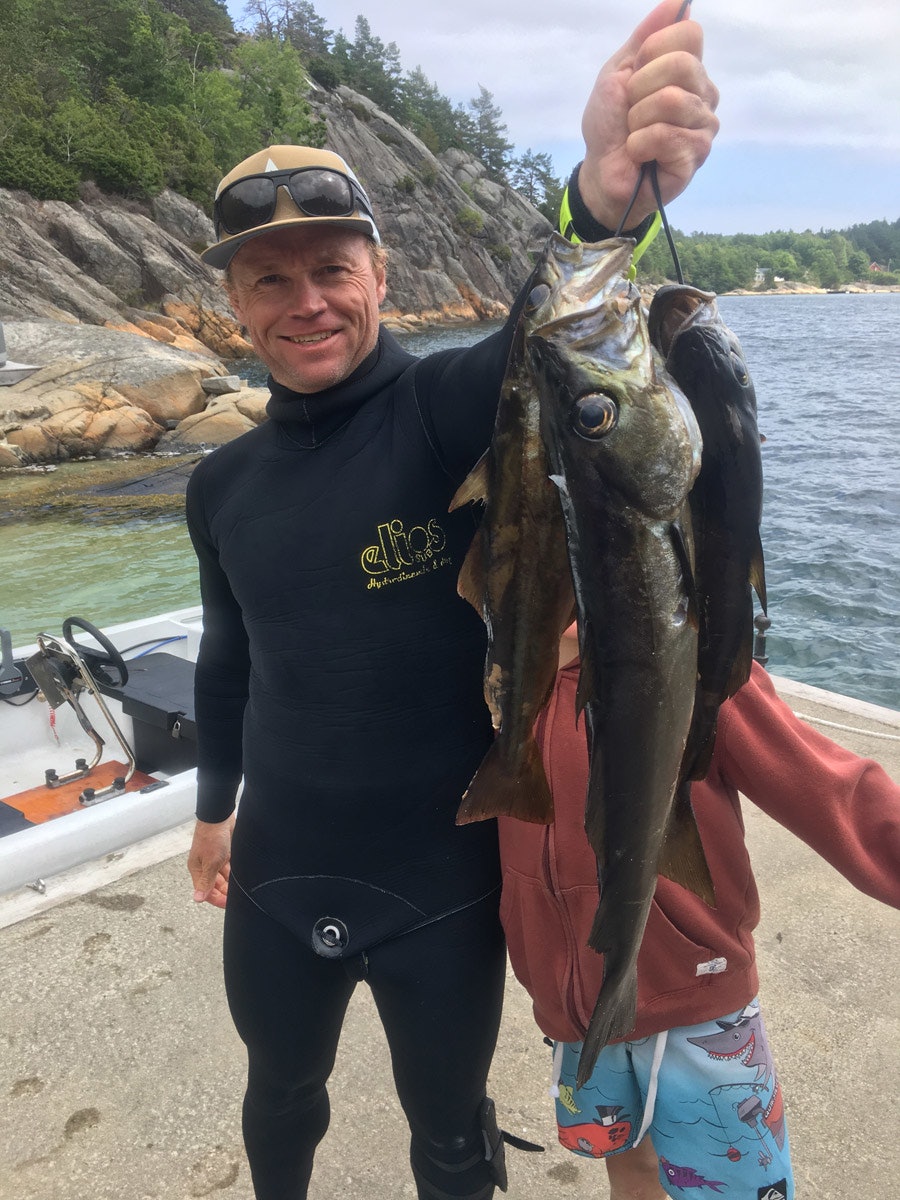 MIDDAG: Stian med torsk. MIDDAG: Stian med torsk.