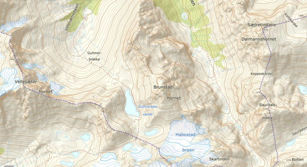 BRATT TERRENG: Brunstadhornet er et krevende fjell i hjertet av Sunnmørsalpene.