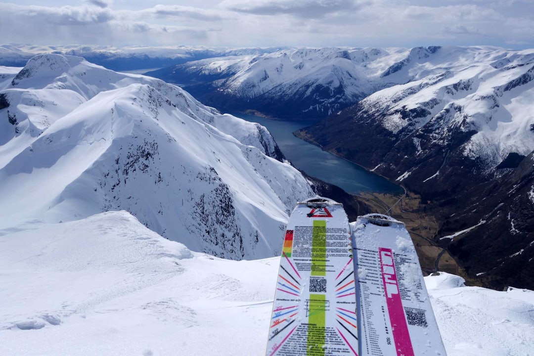 Ski og seil i Sognefjorden foto Erlend Sande Ski og seil i Sognefjorden foto Erlend Sande