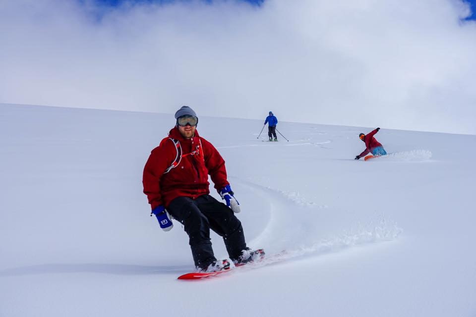 Fine forhold for brettkjørerne på åpningshelga. Foto: Folgefonna Folgefonna April 28-18 - Foto Folgefonna 1200x800