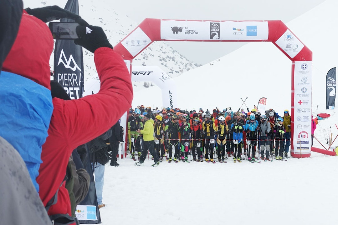 KLARE FOR KALAS: 200 deltagere i ferd med å starte den trivelige randonéekonkurransen som først og fremst er en fest. Foto: Tore Meirik KLARE FOR KALAS: 200 deltagere i ferd med å starte den trivelige randonéekonkurransen som først og fremst er en fest. Foto: Tore Meirik